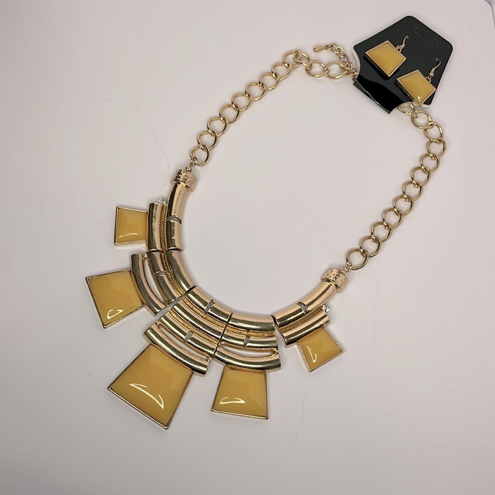 Vintage statement necklace and earrings